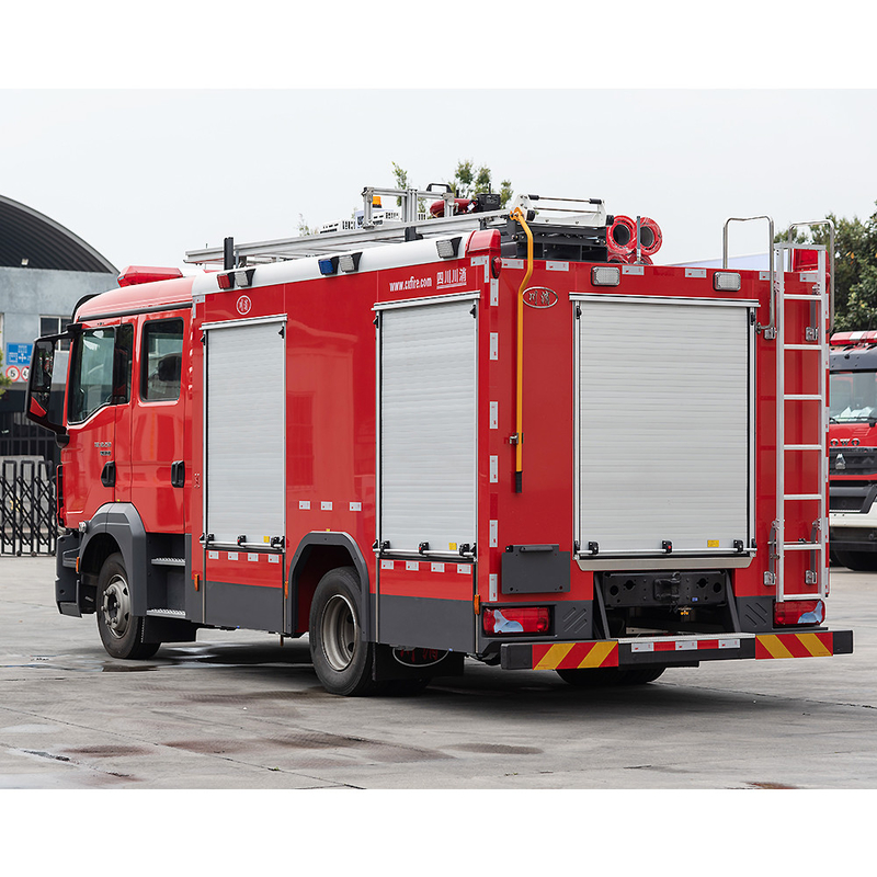 Red Color MAN Small Foam Fire Truck China Manufacturer