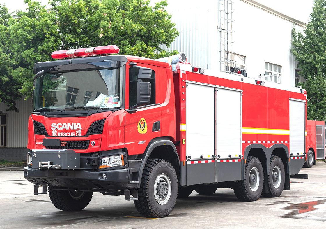 Euro 6 Red Heavy Duty Fire Truck With 10000L Water Tank