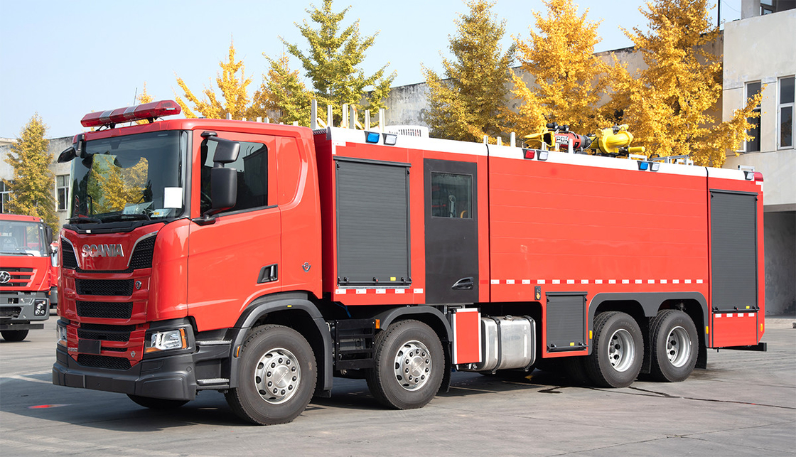 Euro 6 Heavy Duty Fire Truck With Optional Chassis & Determined Transmission